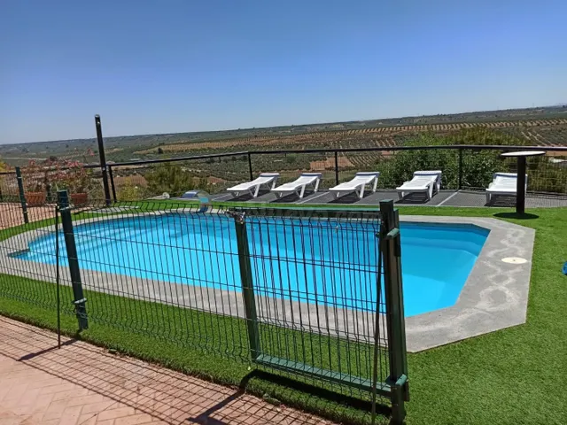 IMPRESIONANTE ALOJAMIENTO RURAL DE CASAS CUEVA