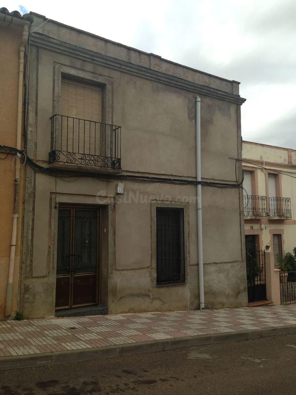 Se vende Adosado Sin posesión en la localidad de Almaden