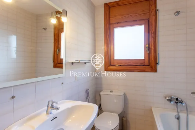 Exclusiva casa en venta en Cala Canyellas en Lloret de Mar — 23