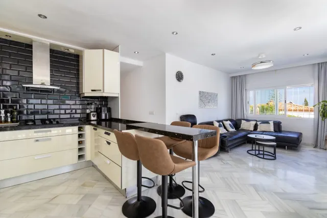Casa-Chalet en Venta en Benalmadena Málaga — 11