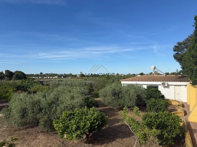 ESPECTACULAR CHALET INDEPENDIENTE CON 10.000 M2 DE PARCELA, PISCINA Y CASA DE INVITADOS — 34