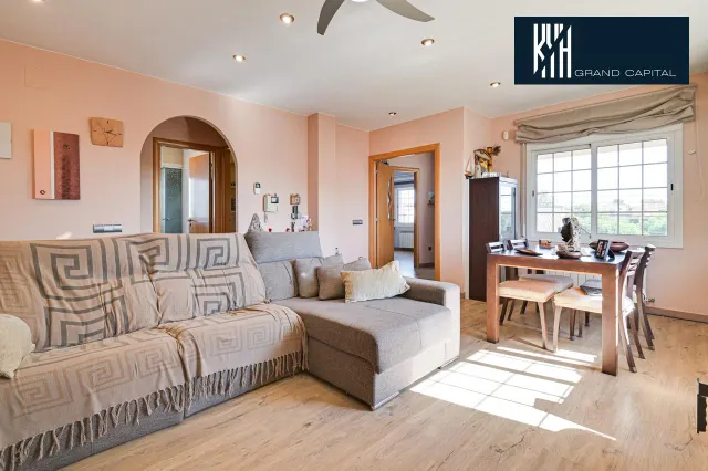 CASA EN SILS — 8