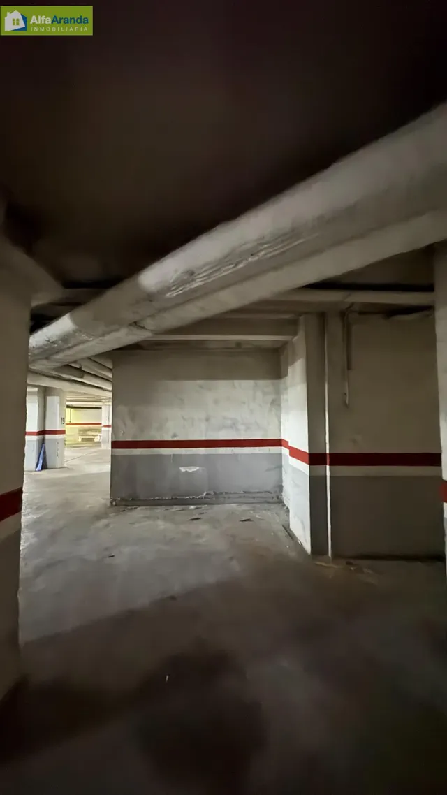 PISO EN VENTA 2 GARAJEs  Y 2 TRASTEROS — 28