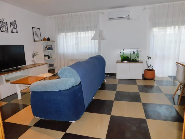 Chalet Adosado en Yuncler 3 Plantas para entrar a vivir — 16