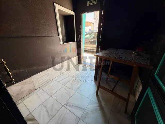 Nave en venta en Barriada de Llera - foto 4