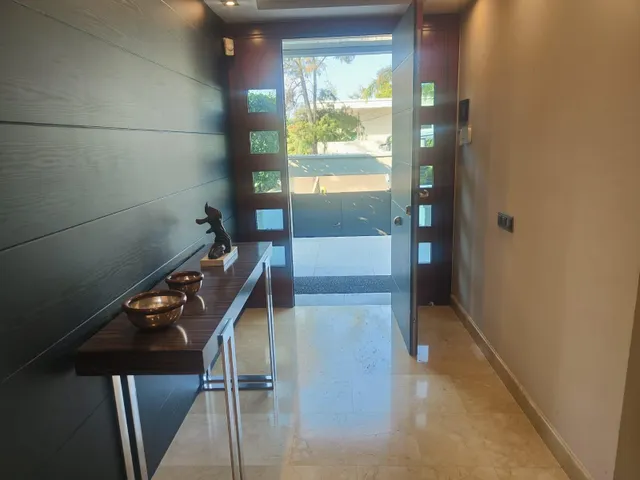 Exclusiva villa de lujo en Ciutat Diagonal, Esplugues de Llobregat, con vistas panorámicas a Barcelona y al mar — 32