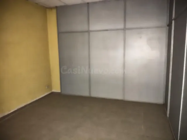 Local comercial en venta en Benetússer - foto 4