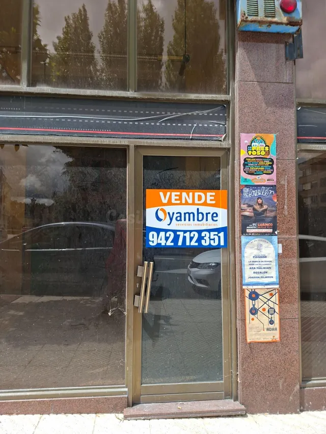 Se vende local de dos plantas en Oviedo - foto 3