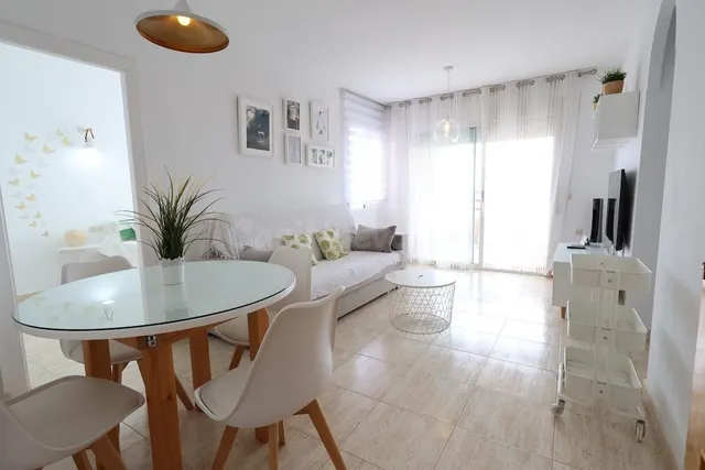 Apartamento 9ª planta en Campoamor. - foto 2