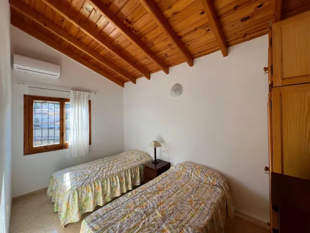 Casa adosada con grandes patios y mucha tranquilidad en Calabardina — 21