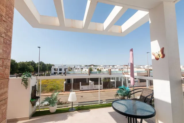 Ático moderno con gran solárium en San Pedro del Pinatar