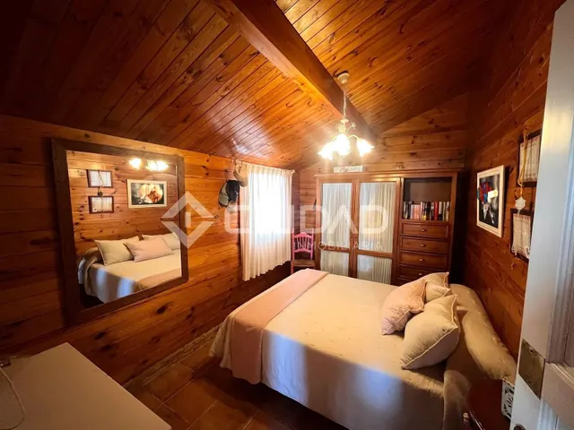 Casa con amplio terreno y piscina junto a Jaramar — 13