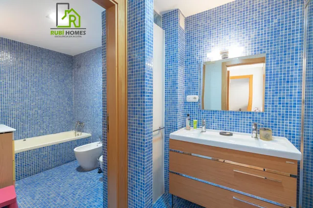 Espacio, confort y calidad: magnífica vivienda unifamiliar adosada — 38
