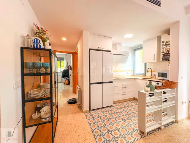 Apartamento de 2 dormitorios con patio, garaje y trastero en Ronda Sur — 5