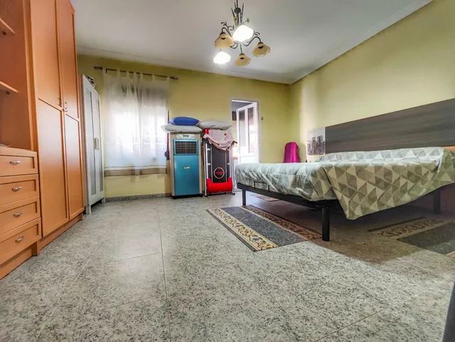 Casa Calle Padre Manjón — 25