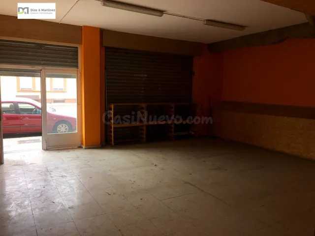 LOCAL DE 215 M2 EN AVENIDA ANTIBIOTICOS - foto 2