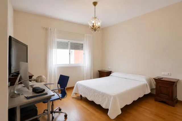 Espectacular casa en Pinares de San Antón, Málaga — 25