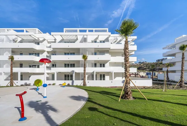 EXCLUSIVO ATICO EN SERENA HOMES, EL LIMONAR, MÁLAGA — 45