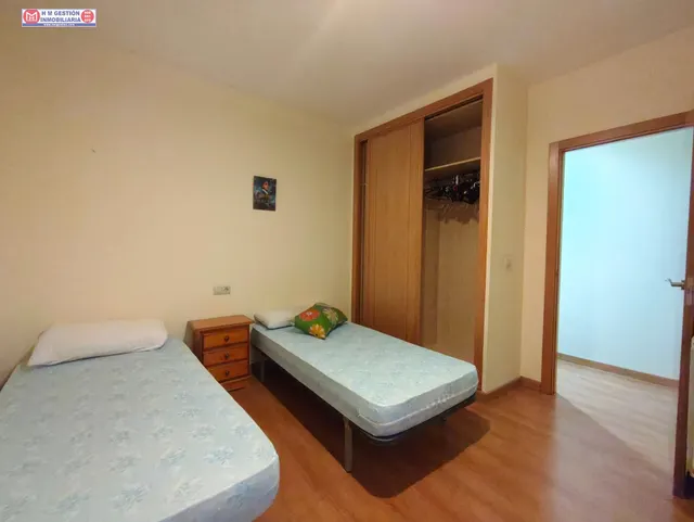 Piso Amplio y Luminoso en Rondilla C.V. de dos dormitorios, dos baños, PG y trastero — 17