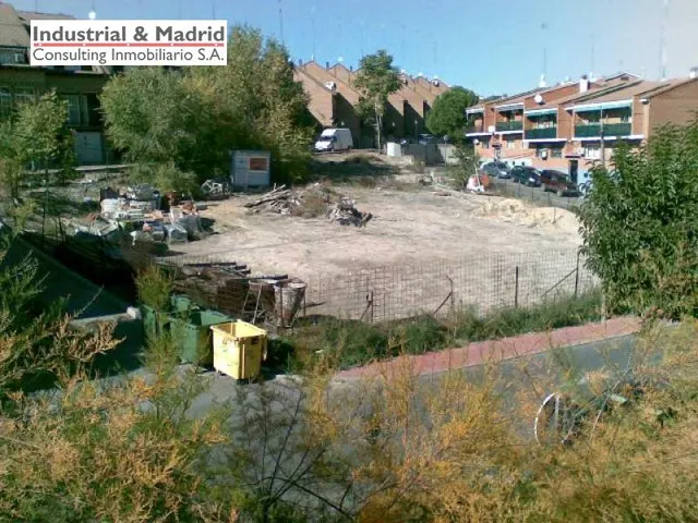 SOLAR EN VENTA SECTOR TERCIARIO EN ARGANDA DEL REY - foto 2