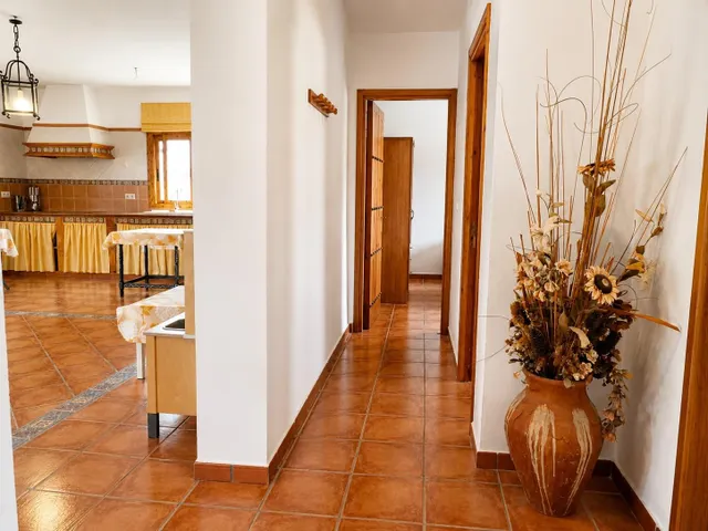 Preciosa casa con jardín en finca rústica — 19