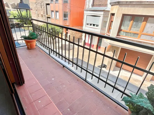 Impresionante Casa de Pueblo Reformada en Castellsera por so - foto 2