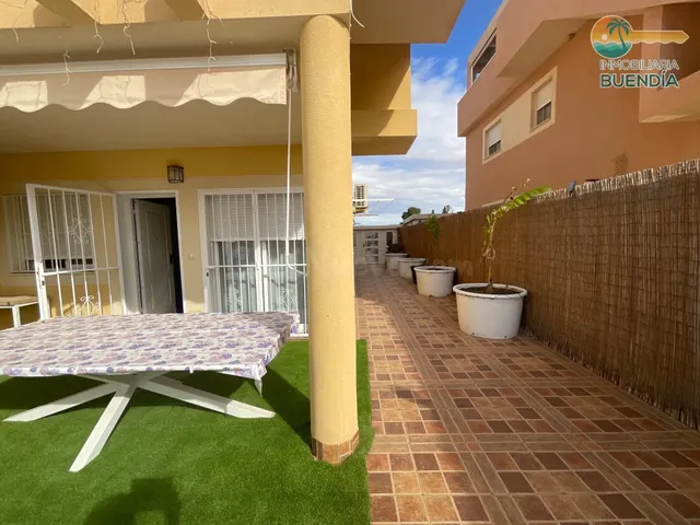 COQUETA VIVIENDA ADOSADA EN PLANTA BAJA CON AMPLIA PARCELA Y - foto 3