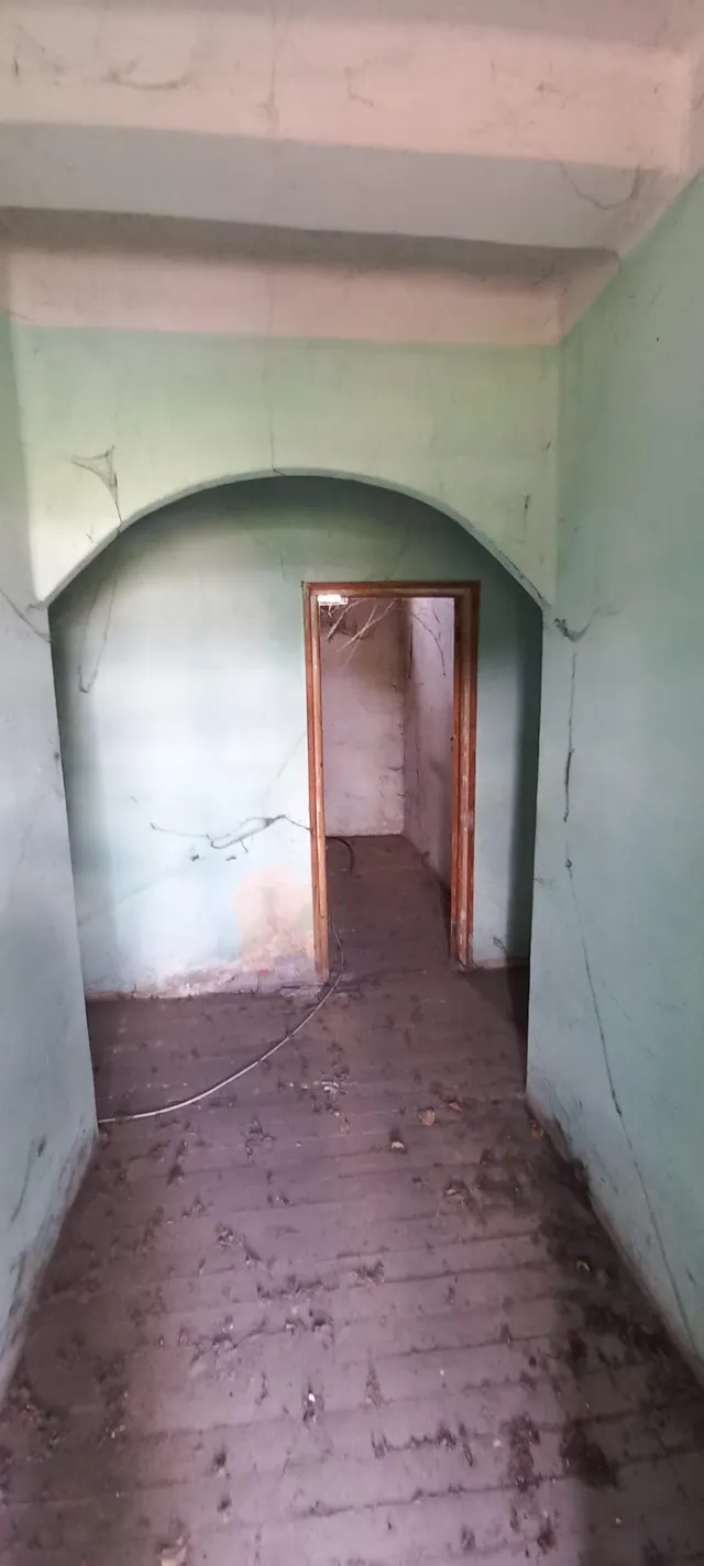 CASA CON TERRENO EN COLUMBRIANOS — 18