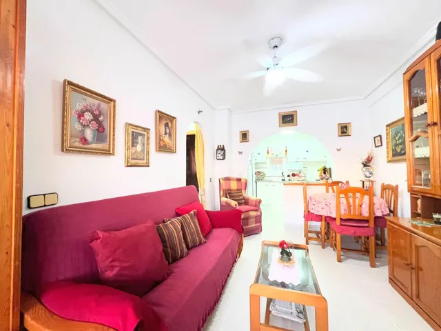 ALQUILO ESTUPENDO APARTAMENTO PLANTA BAJA, IDEAL PROFESORES,
