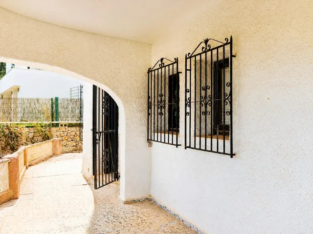 Villa Mediterránea en Calpe con vistas al mar, Peñón de Ifach y apartamento independiente — 32