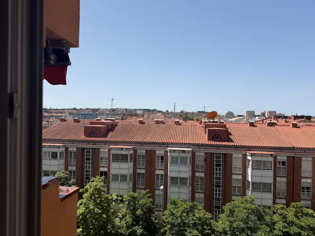 EXCLUSIVA VIVIENDA DE 145 M2 EN EL EDIFICIO GAL·LES DE GIRON - foto 3