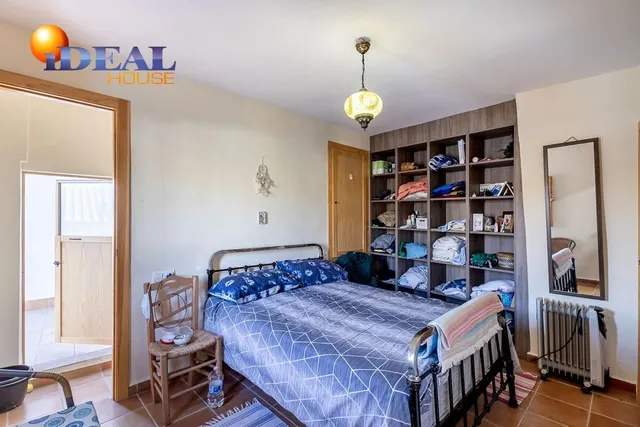 GR3929 - Alhama de Granada - Casa de pueblo reformada con patio delantero y azotea — 15