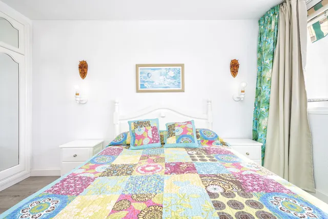Exclusivo apartamento reformado en esquina con vistas panorámicas al océano – Corona Amarilla, Puerto Rico — 8