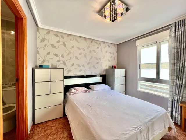 APARTAMENTO DE 3 habitaciones, TODO EXTERIOR, RODEADO DE TODOS LOS SERVICIOS A TAN SOLO 450mts DEL MAR — 26