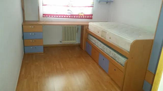 Vivienda de 120 metros más bar de 80 metros.
San Pedro. — 30