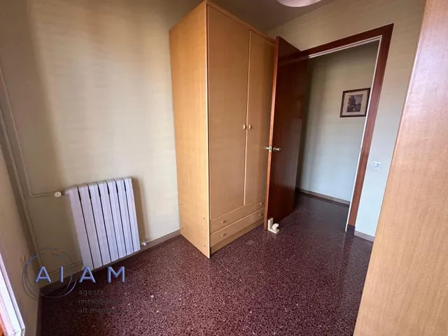 Edificio con local y 2 viviendas en Tordera — 44