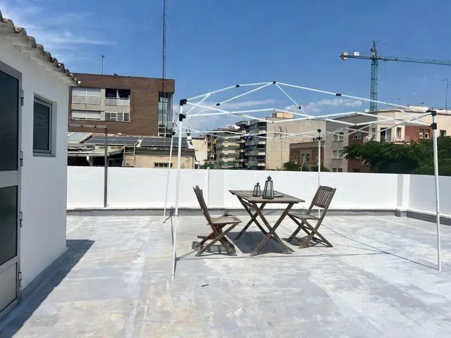 Vive en pleno Eixample Nord de Tarragona delante Camp Mart — 17