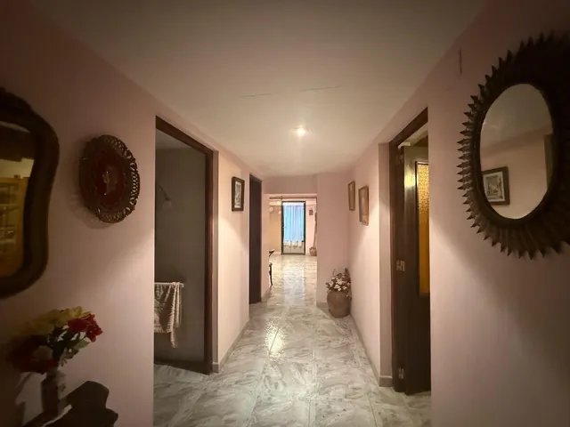 Casa de pueblo con gran corral y cochera en Torres de Berrel - foto 4