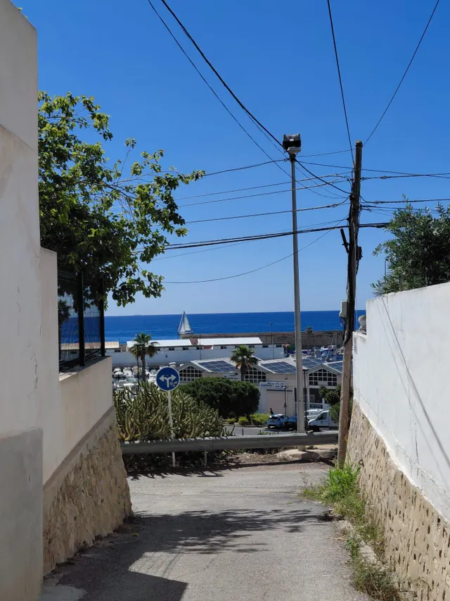 CASA en PARCELA DE 1.570 m2, OPORTUNIDAD ÚNICA FRENTE AL PUERTO DE LA VILLAJOYOSA — 7
