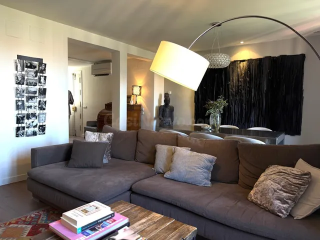 Duplex Exclusivo de 145 m2 con carácter y encanto en el cora - foto 4