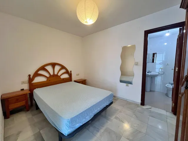 Apartamento de 1 dormitorio con terraza junto a la Universidad – El Ejido — 9