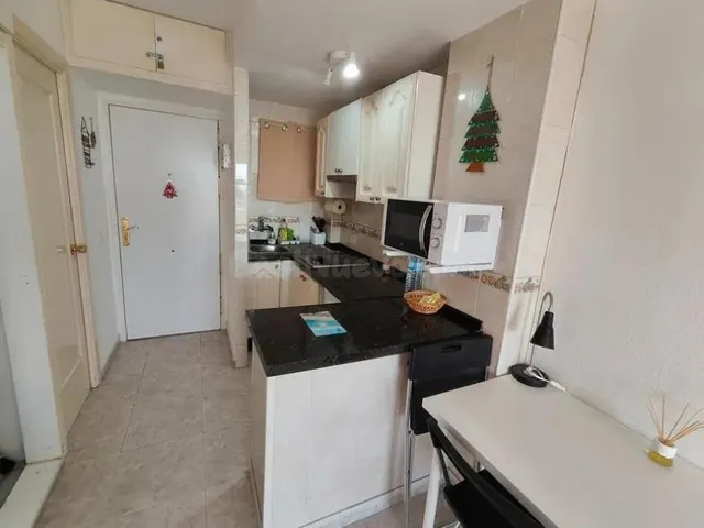 ✨ Estudio luminoso con licencia turística en Benalmádena ✨ — 3