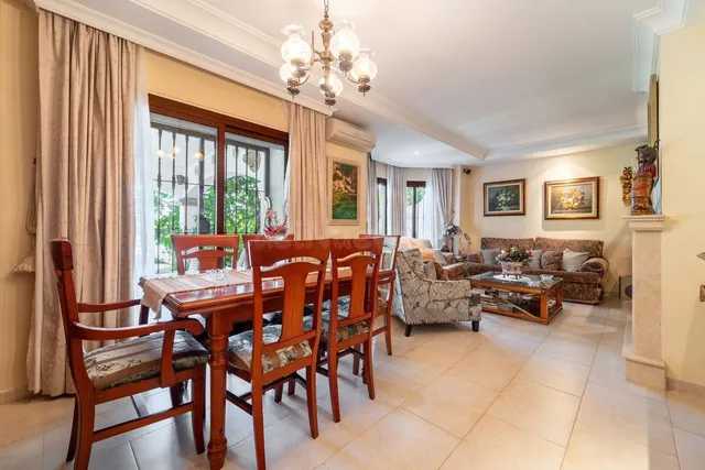 Casa 6 habitaciones 299m² en venta - Los Naranjos — 4