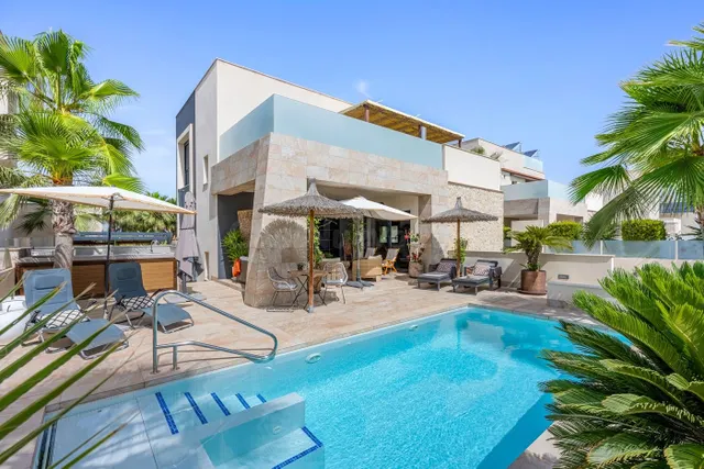 Villa 3 habitaciones 266m² en venta - Pueblo 4 - foto 2