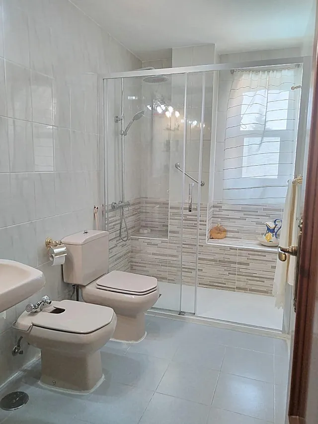 Esta casa no trata sólo de metros cuadrados.... ¡ ES EL GRAN ESCENARIO DE TU VIDA ! — 44