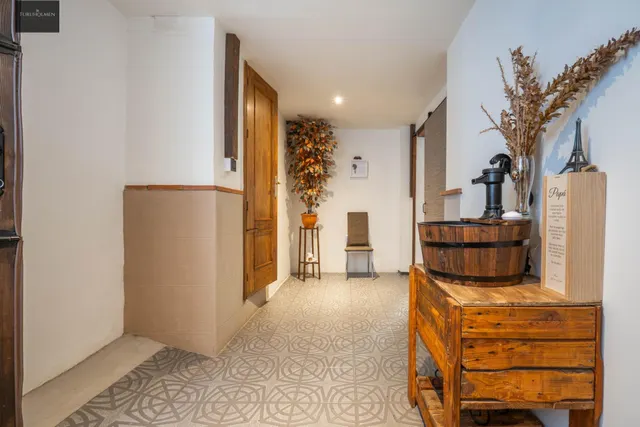 EXCLUSIVA VIVIENDA CON PISCINA PRIVADA EN URBANIZACIÓN "EL TORREÓN" EN ALBOLOTE. — 38