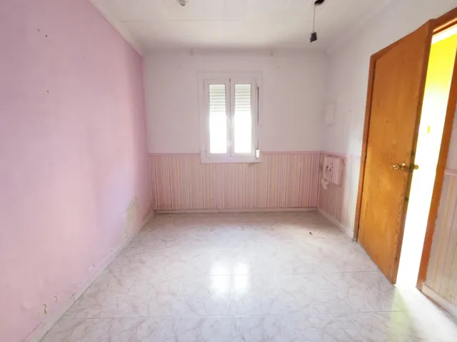 SE VENDE CASA ADOSADA EN NAVARCLES — 22