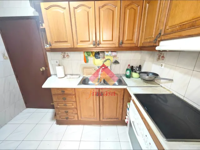 VENTA DE PISO EN LA BARRIADA DE LA U.V.A. - foto 2