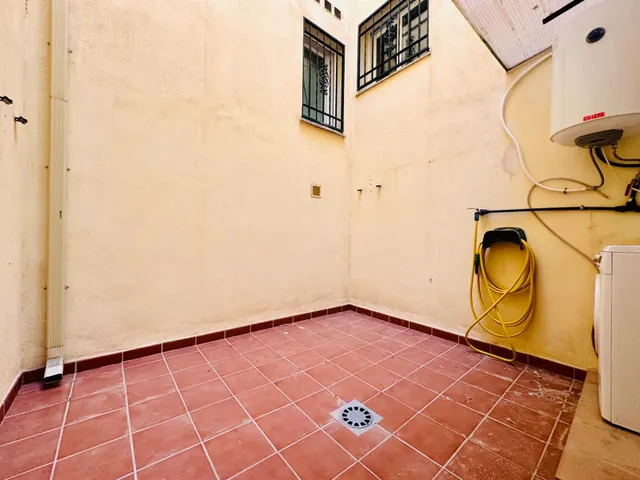 Oportunidad Única: Apartamento Moderno en Las Gabias — 18