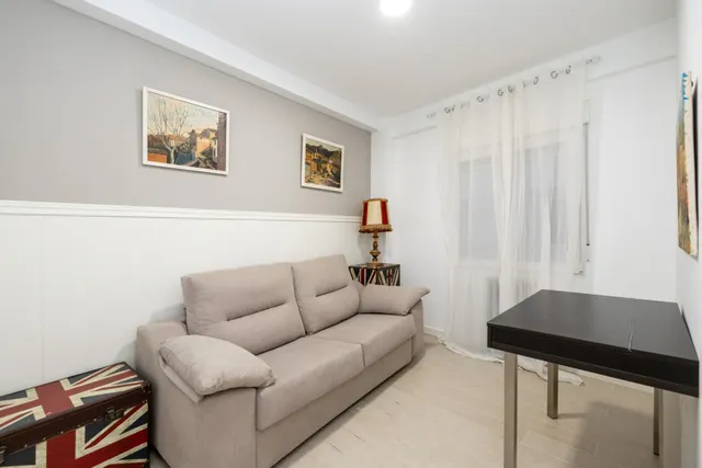 ESPECTACULAR PISO DE 4 DORMITORIOS EN PEDRO ANTONIO DE ALARCÓN 9 — 26